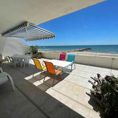 Apartment Sur La Plage, Front De Mer *